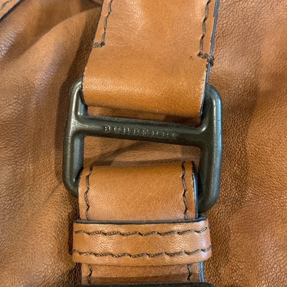 Burberry Belt Bag with Adjustable Strap - Picture 9 of 16